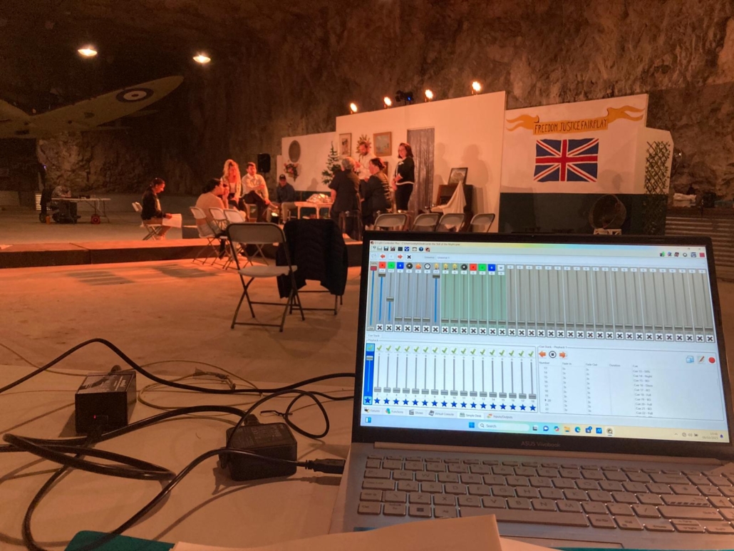 ef7523cf-9ae0-4c74-8d99-ffbf182ccb58